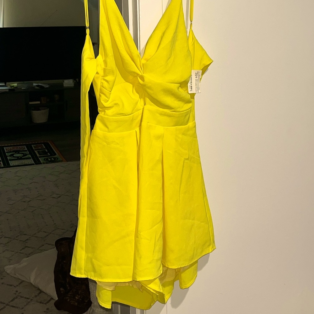 Yellow Romper Size Medium Never Worn